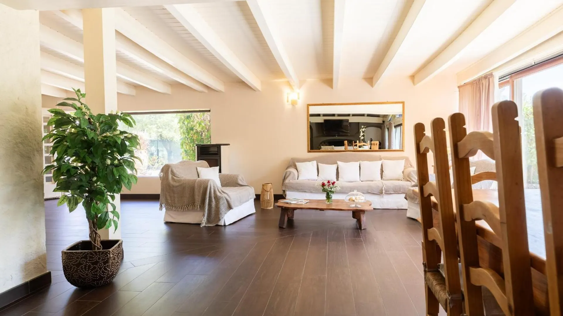 Villa Niloan Olbia Italië
